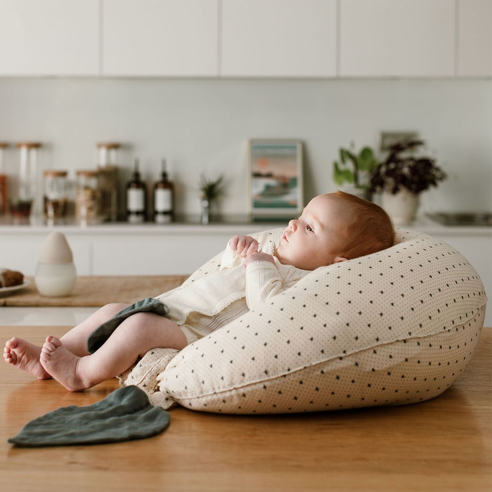 Moon nursing pillow - Lots of love sky